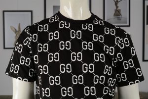 Vintage Men Black Pattern All Over logo t-shirt